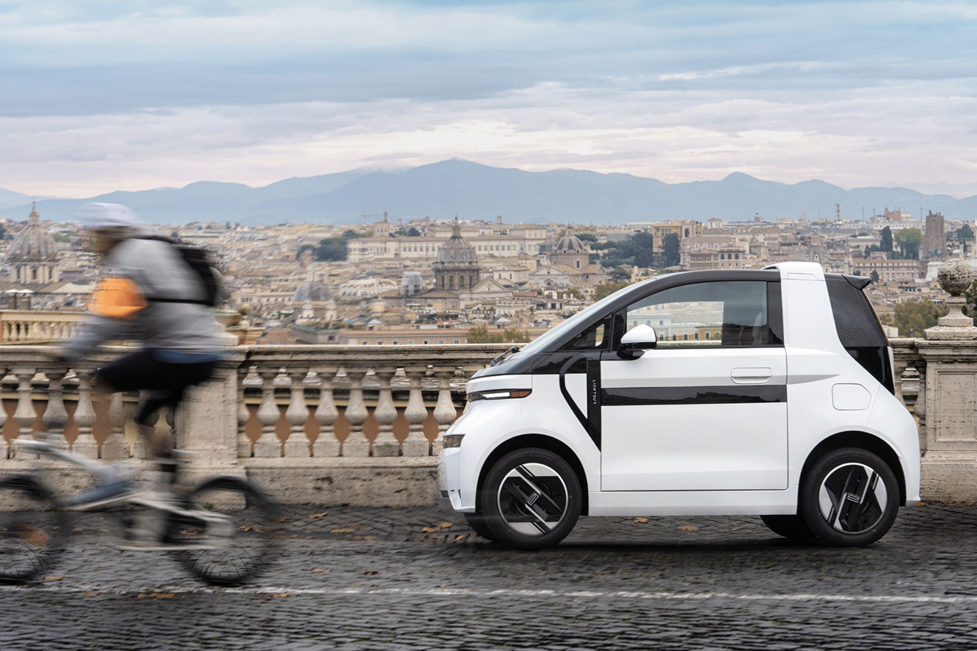 Linktour Alumi Electric Microcar Speed Range