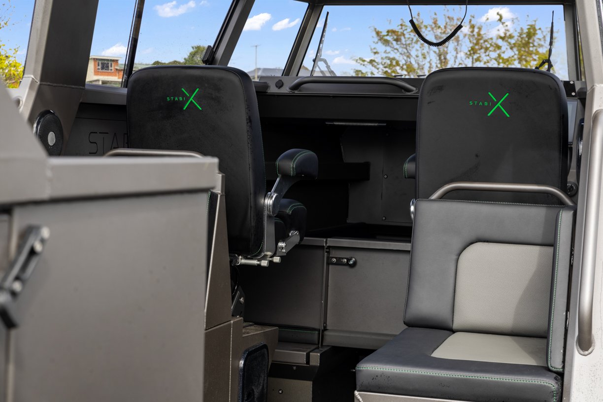 StabiX 240UCC Amphibious Boat Cabin