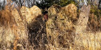 GhostBlind Mirrored Hunting Blind