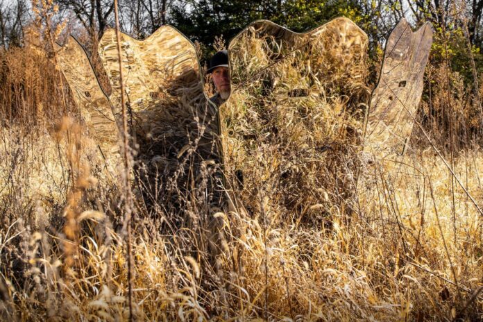 GhostBlind Mirrored Hunting Blind