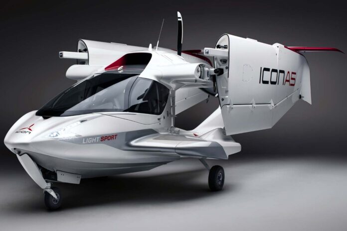 ICON A5 Amphibious Airplane Folding Wings