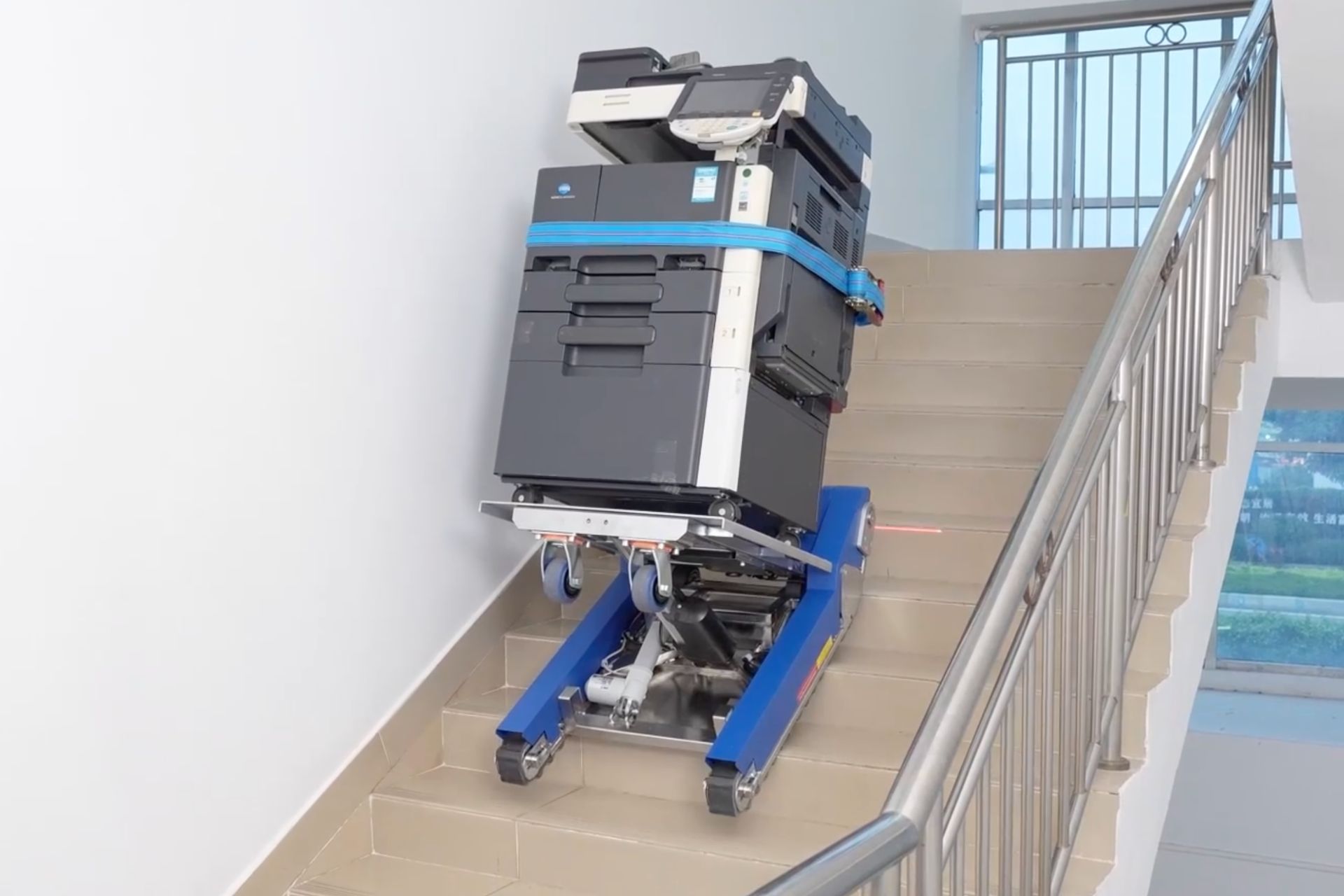 XSTO CT50 Stair-Climbing Robot Down Stairs
