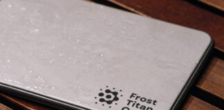 Close-up of the slim Frost Titan Core titanium cooling plate covered in condensation