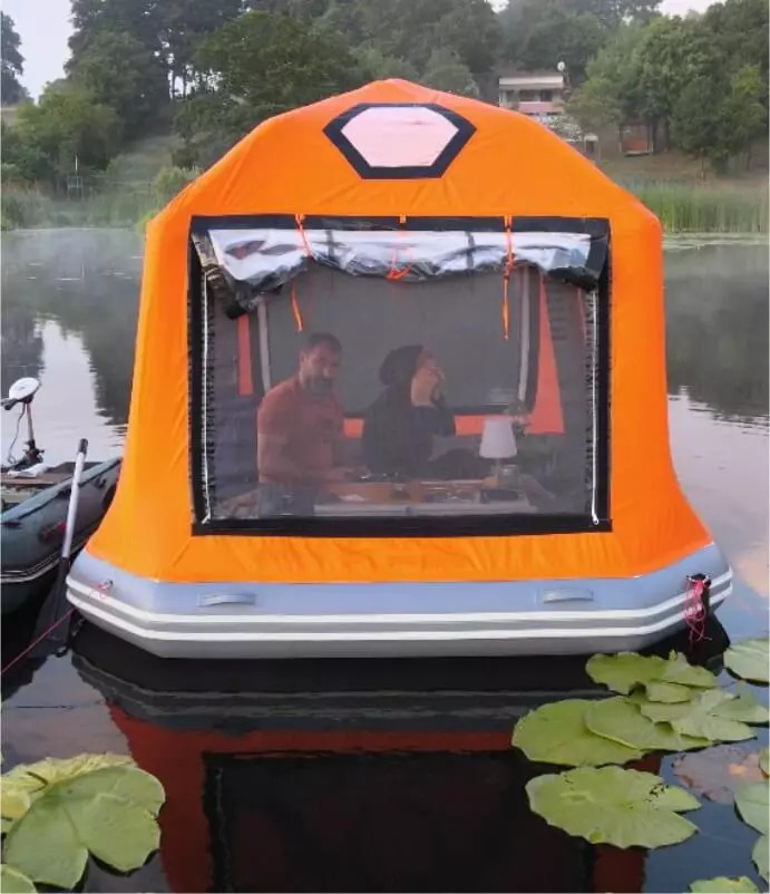 Front view of the Sönmez Floating Tent showing its screened window and inflatable perimeter
